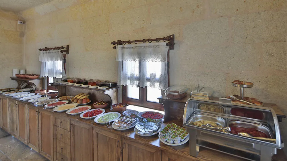 Maccan Cave Hotel