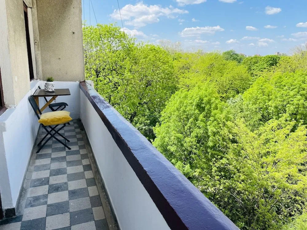Cismigiu Park View
