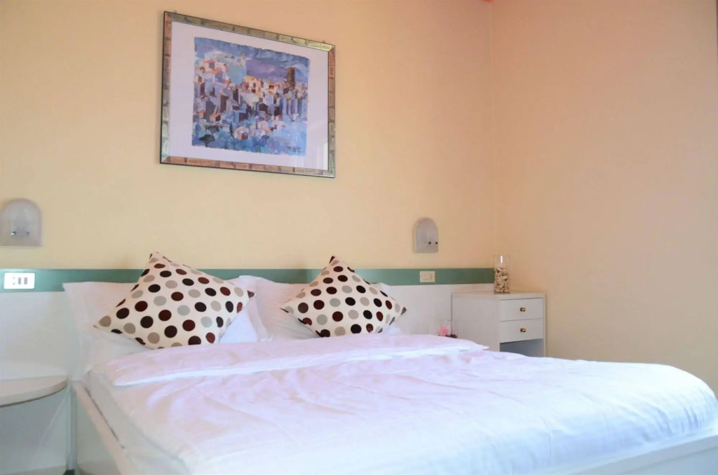 Hotel Diana