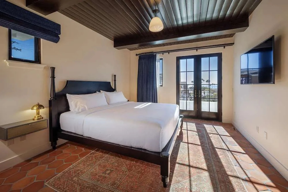 Hotel San Buena