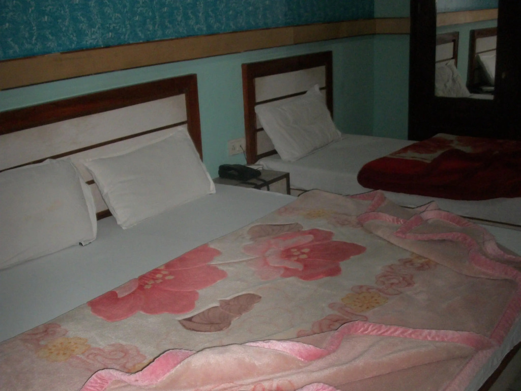Hotel New Anand Niwas