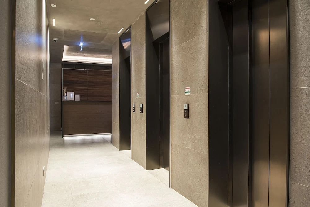 easyhomes - Central Tower