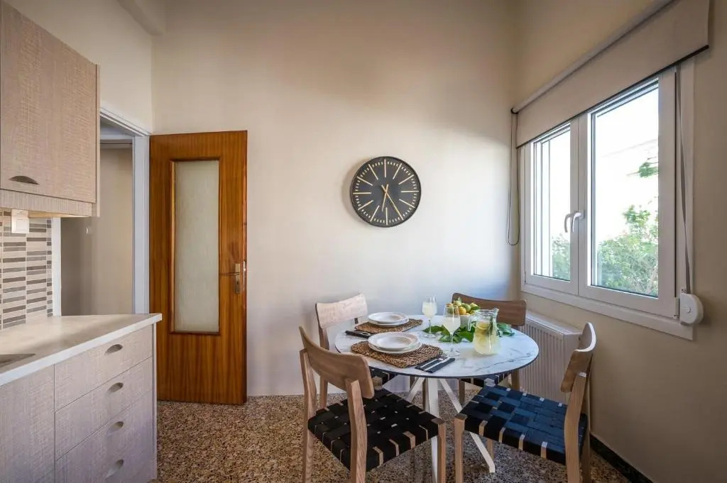 Sofias LemonTree Family House