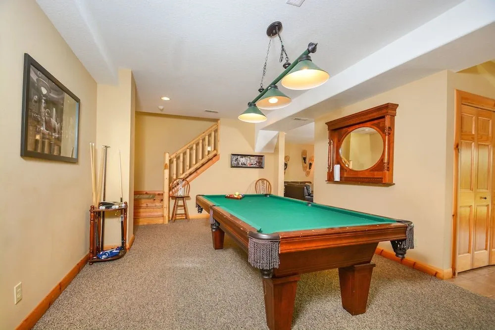 Cozy Bear Chalet