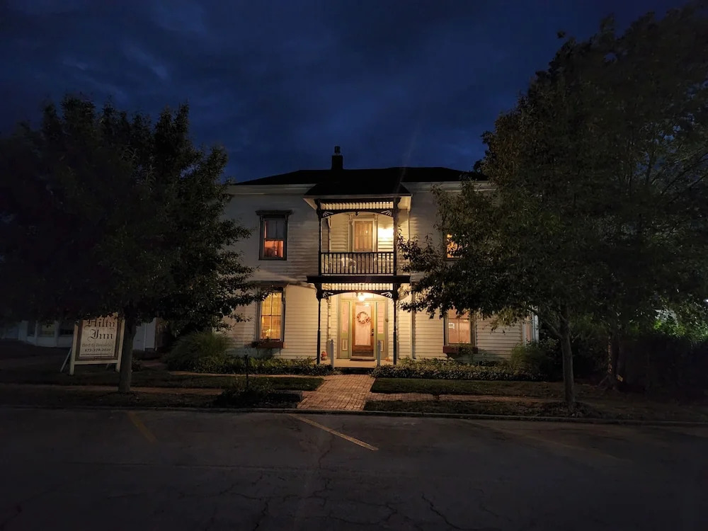 Hawthorne Inn