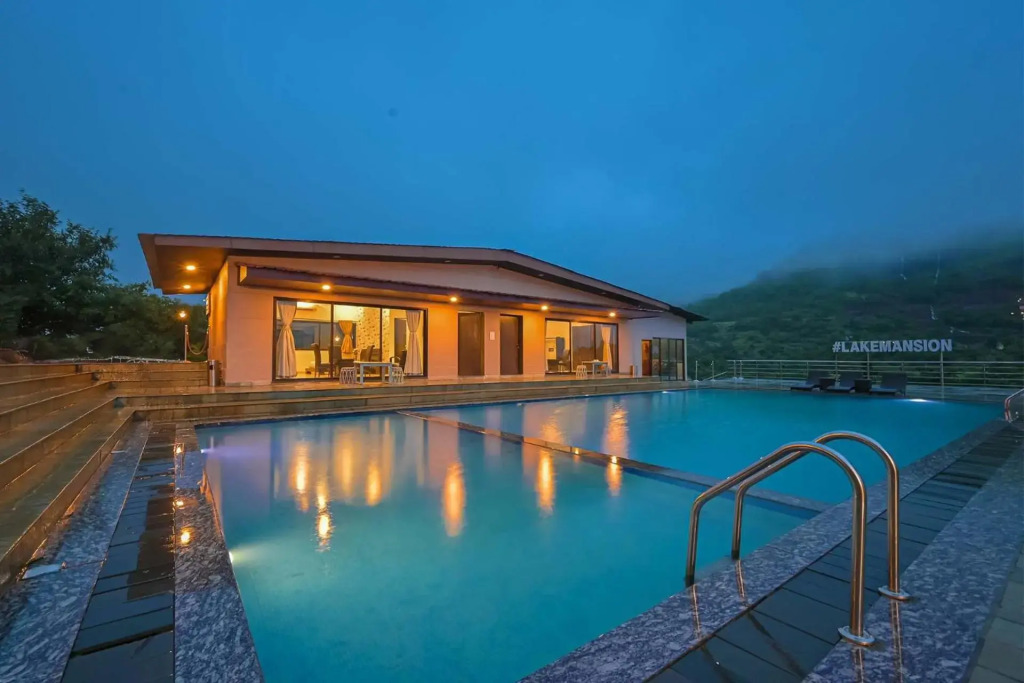 StayVista at Lake Mansion