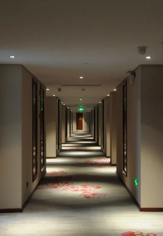 Homewise Hotel