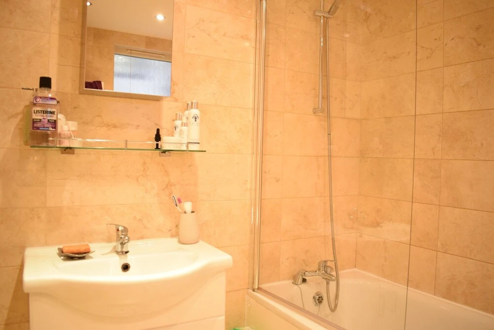 1 Bedroom Apartment With Garden in Dalston