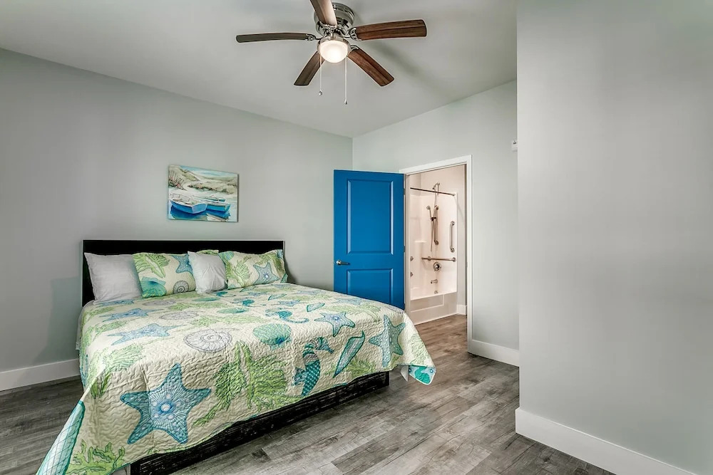 Together Resorts Cherry Grove Resort at 5401 A N Ocean Blvd
