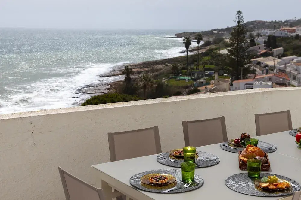 B83 - Calheta Terrace View Apartment