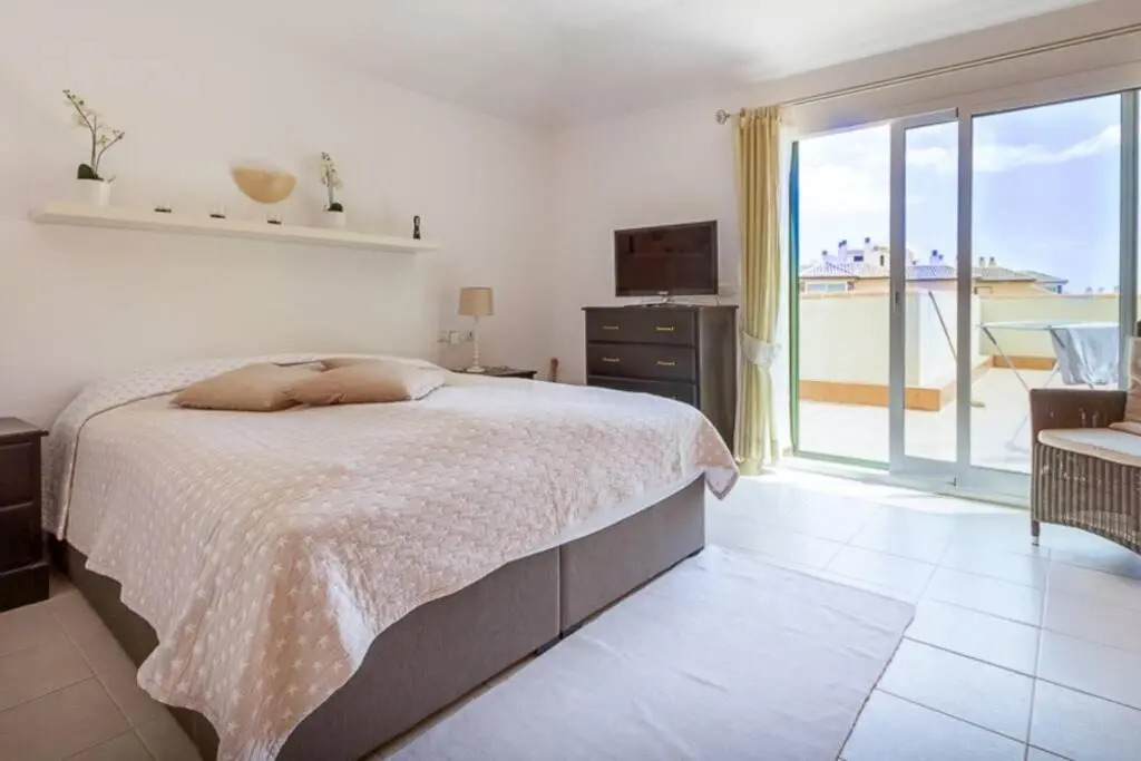 15-Modern Apartment in Higueron, Fuengirola!