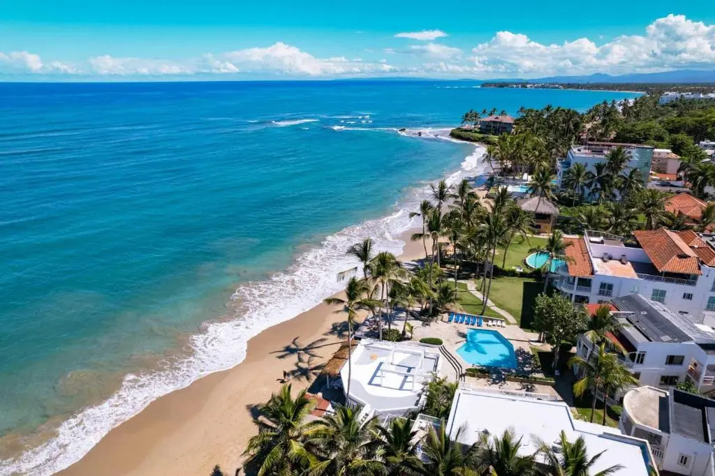 KITE BEACH Oceanfront LUXURY 2 BEDROOM - All new in 2022