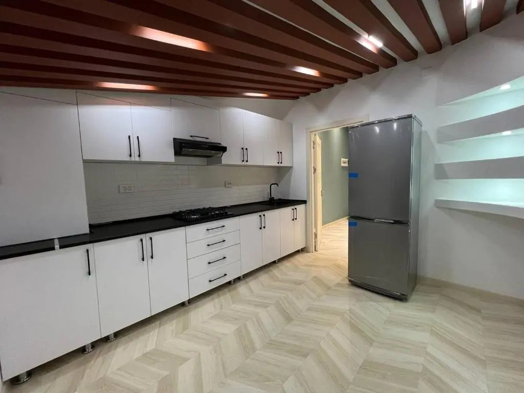 2 bedroom apartment near Samarkand Train Station