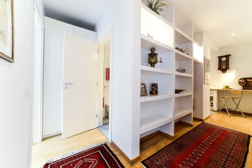 Sunny Apartment in the Old Town