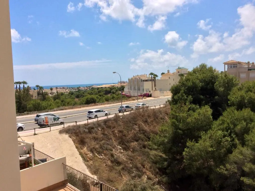 MODERN 2 BEDROOM APARTMENT in PLAYA FLAMENCA