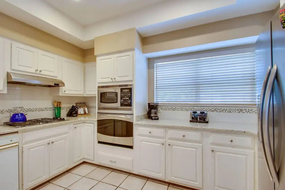 Hidden Dunes Beach Villa 10 by Destin Getaways