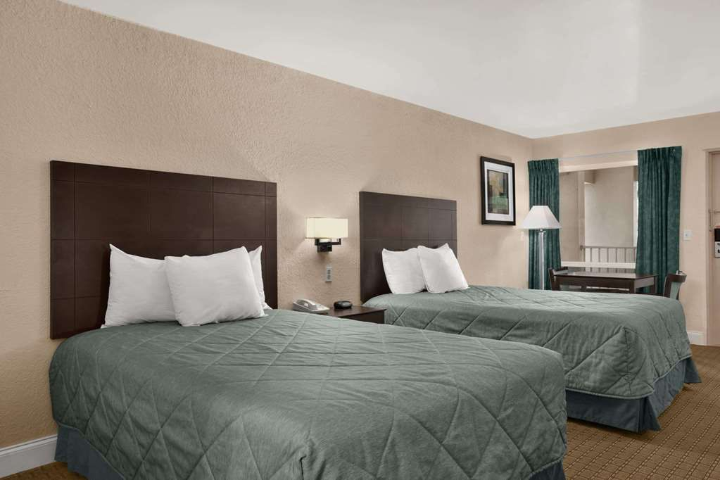 Ramada Limited & Suites - Clearwater