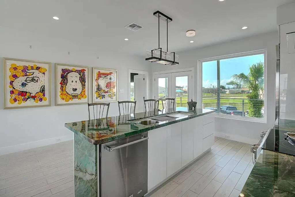 Casa Blanca SPV15