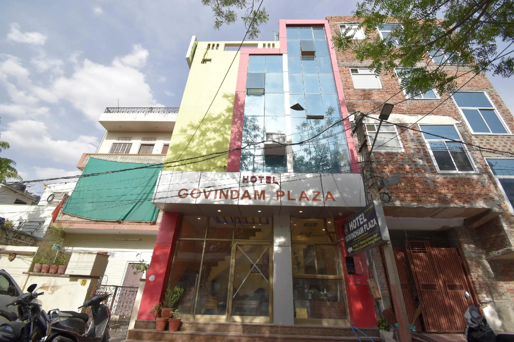 OYO 37375 Hotel Govindam Palaza