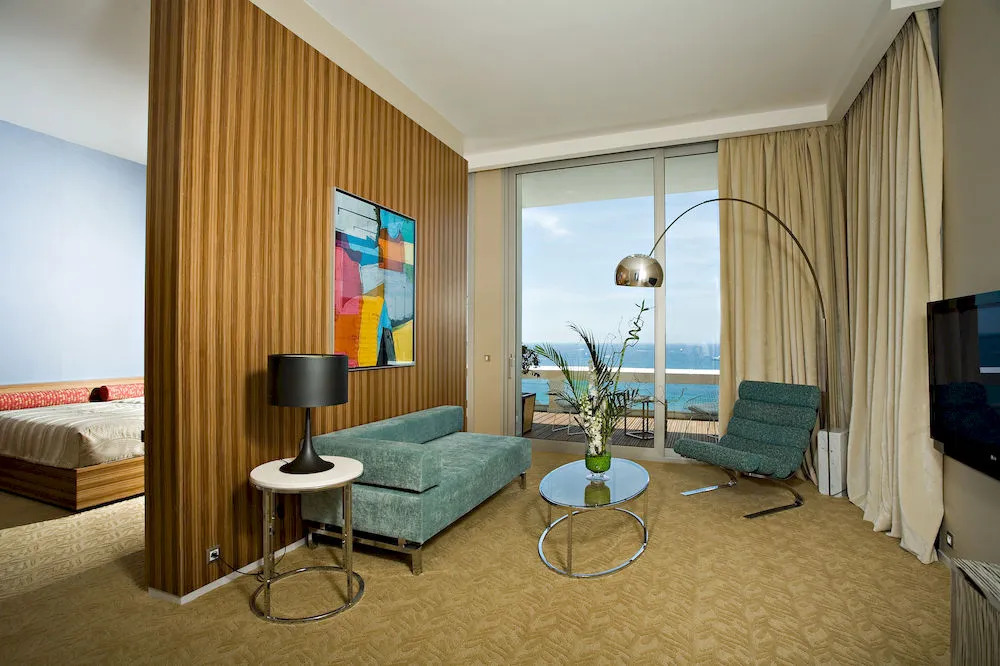 Studio By Palmazur