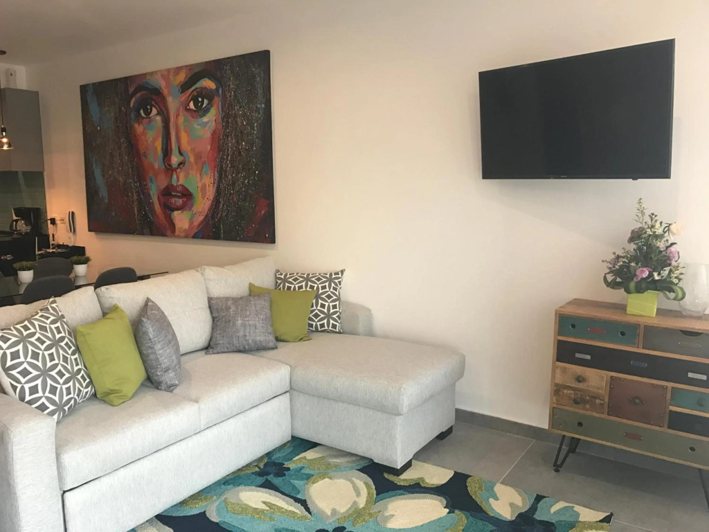 Charming Studio Right on 5th Avenue - Ideal for Couples