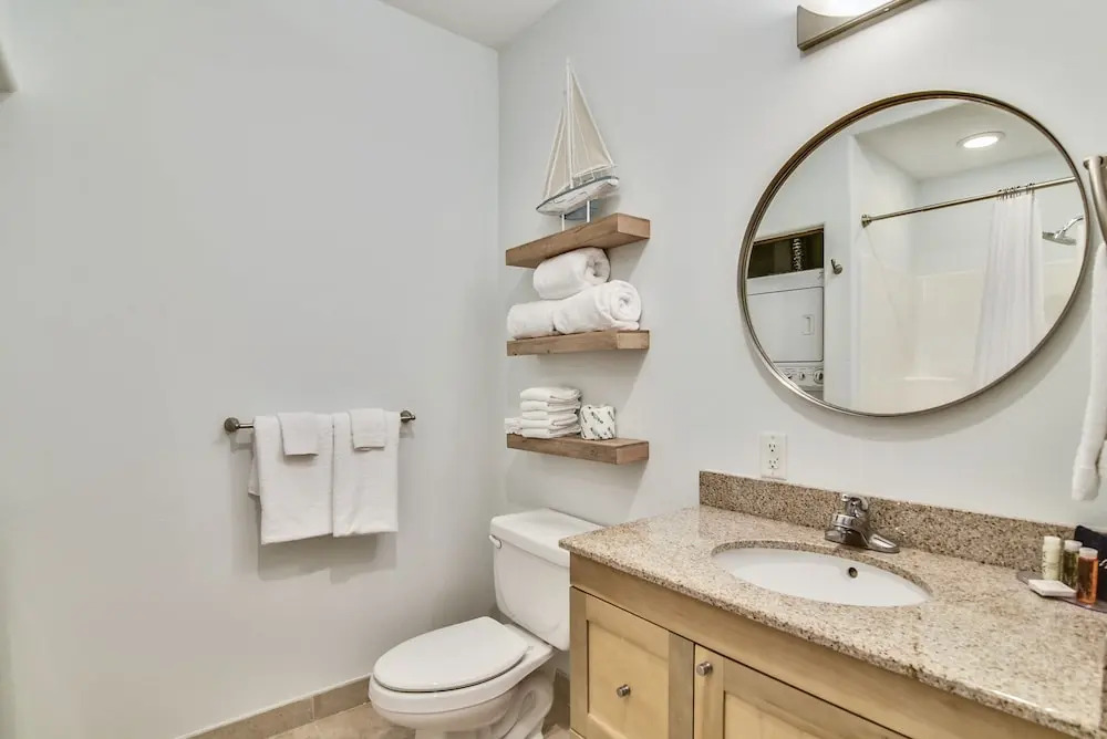Ocean Grove 301-greta House 3 Bedrooms 2 Bathrooms Apts