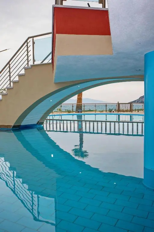 Rent House Karavi