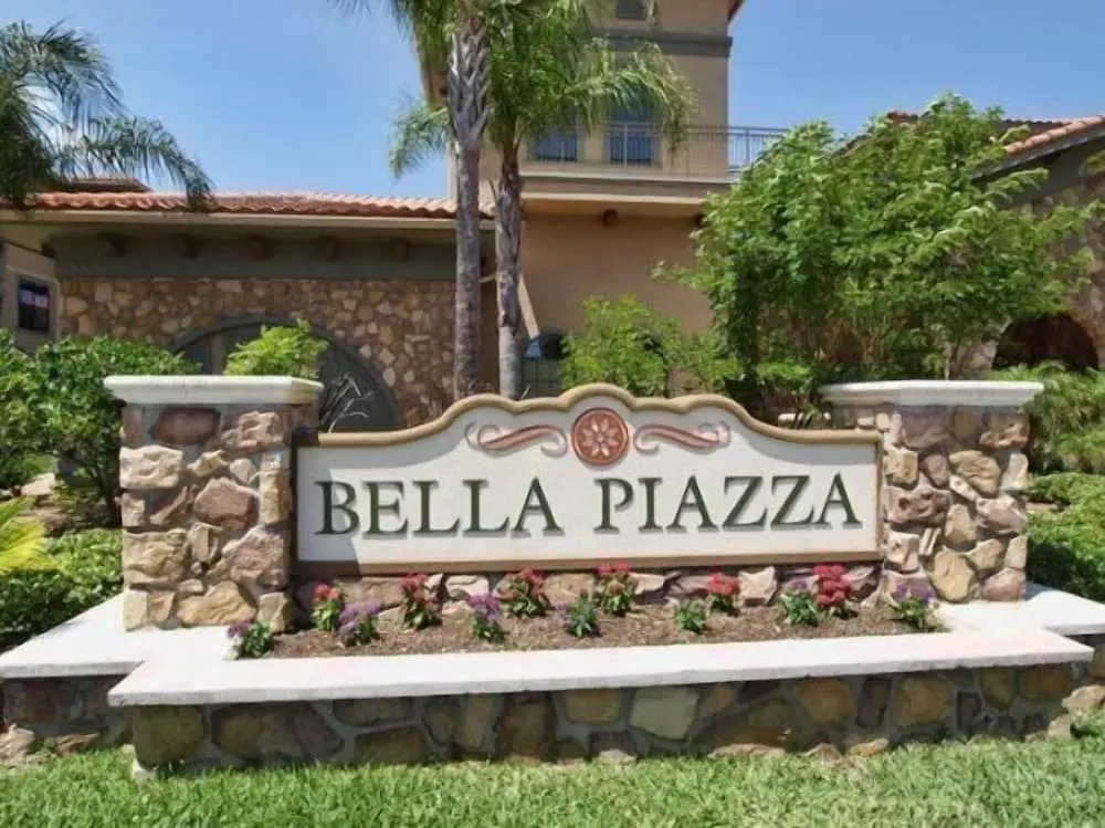 Spacious 3 Bed 3 Bath Condo in Bella Piazza Resort