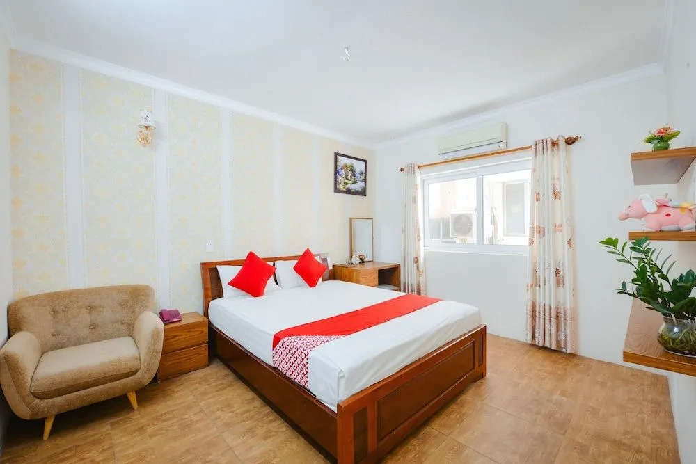 OYO 269 MOET Hotel