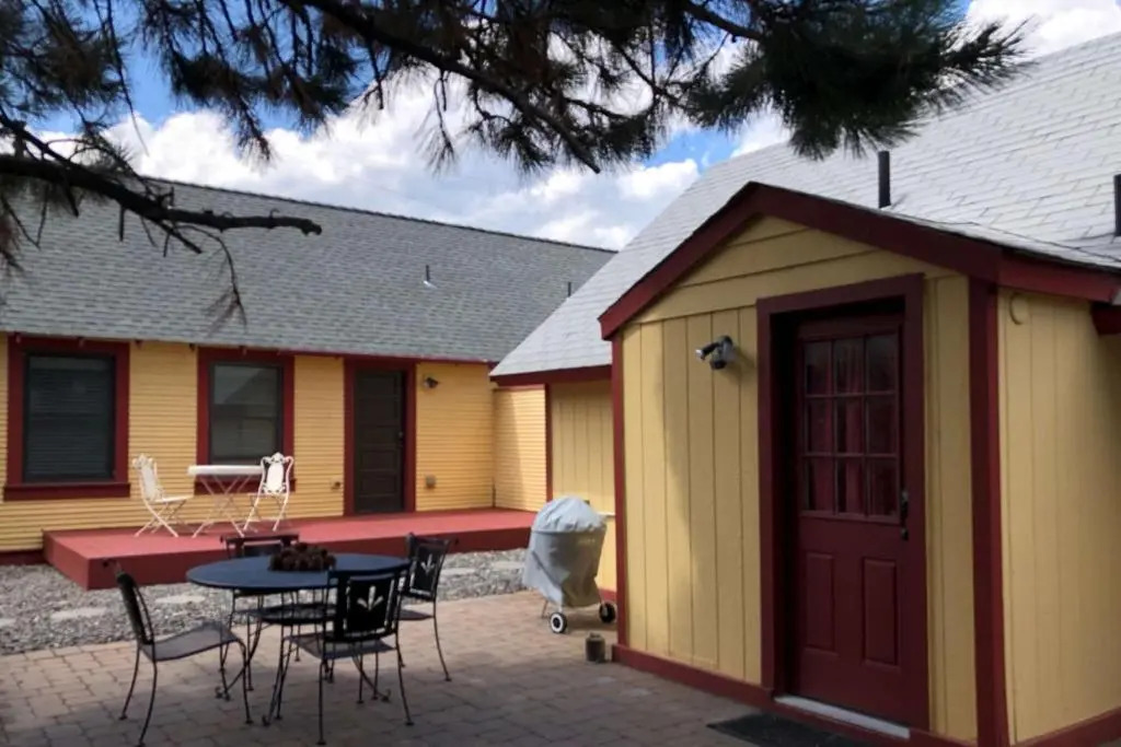Hill St Cottage 55