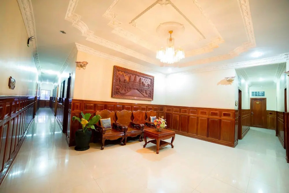 International Hotel