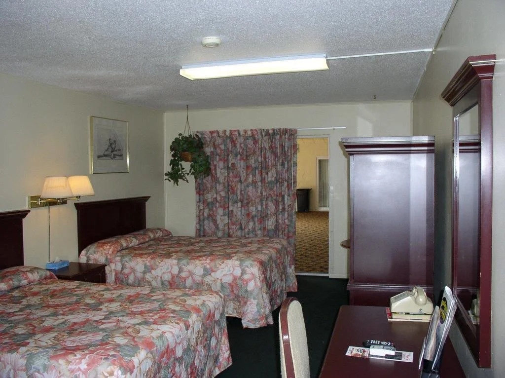 Budget Inn
