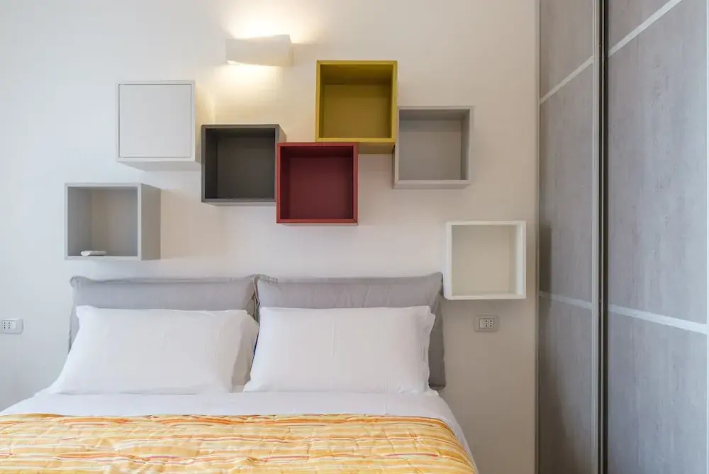 Residence Cairoli 9 by Studio Vita