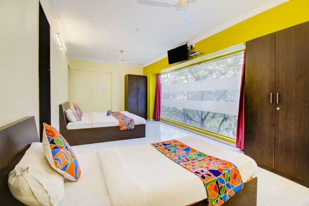 FabHotel Truvic