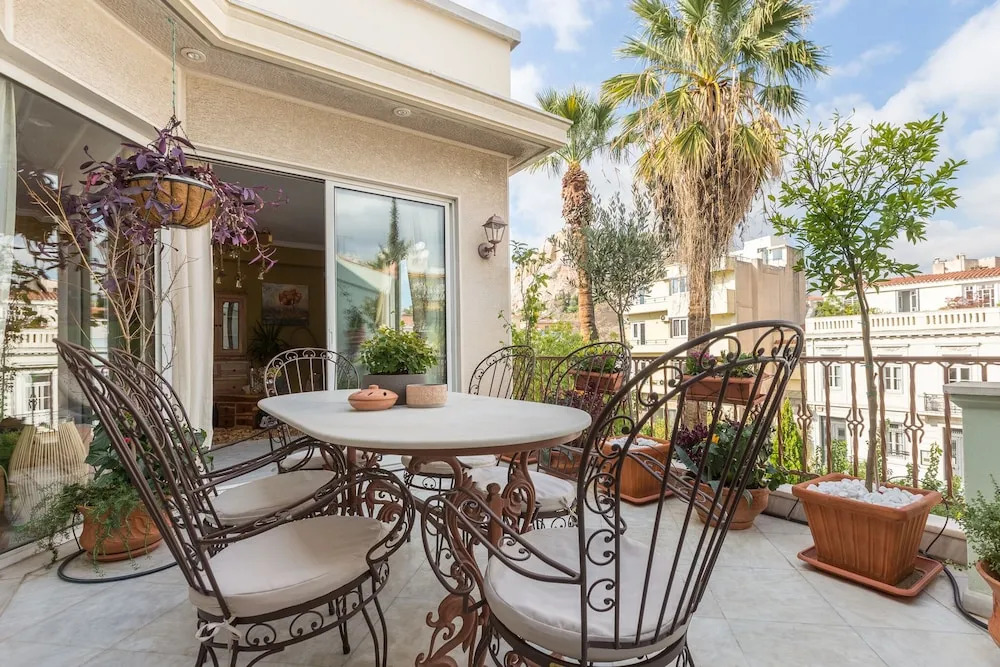 Sunny Luxurious 2Br 2Ba Apt In Athens
