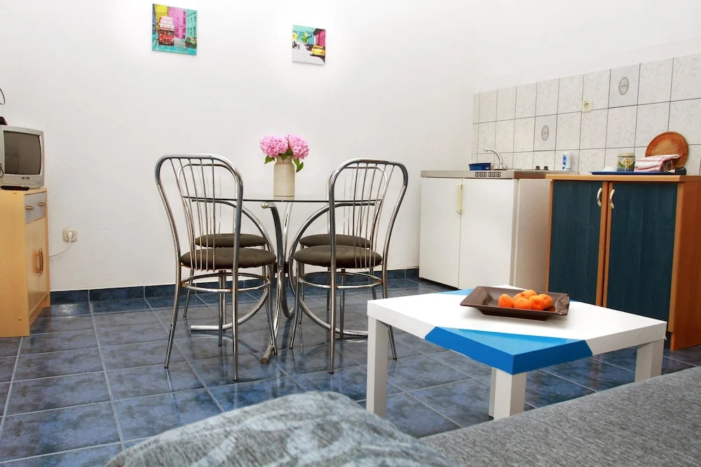 Apartments Sanader