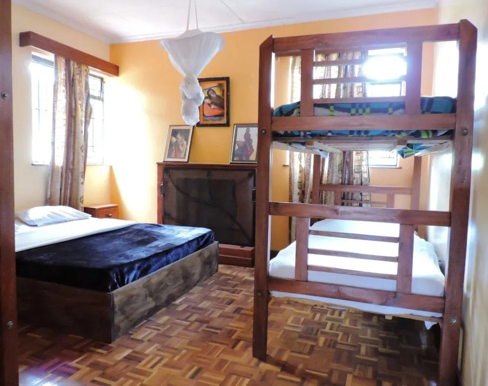 Milimani Backpackers