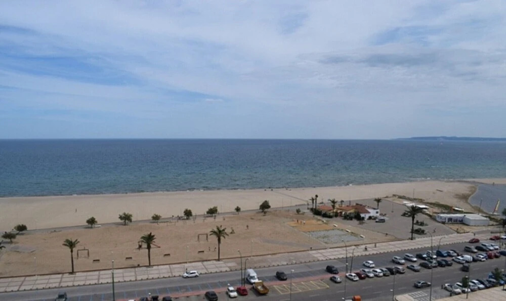 301-estudio en Primera Linea de Playa