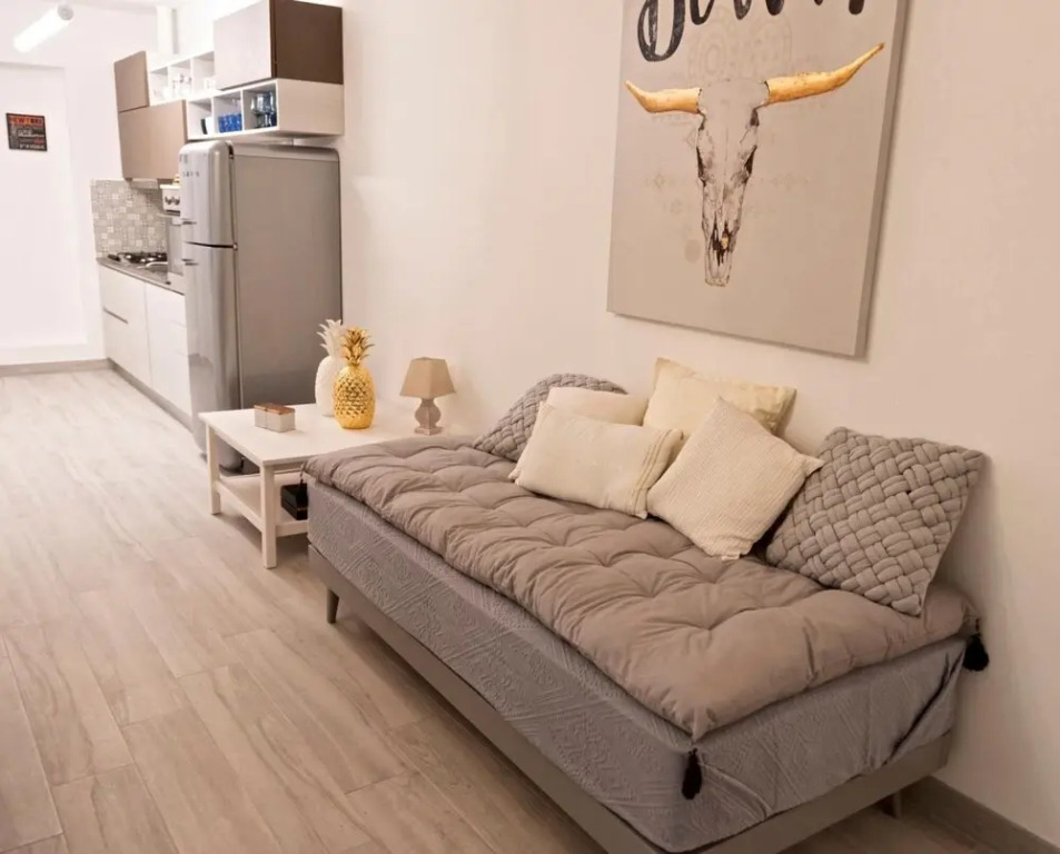 Vatican Luxury 2BD 2BA - Vatican Luxury Rizzo