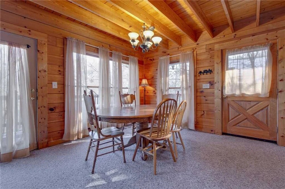 Wildwood Cove, 2 Bedrooms, Fireplace, WiFi, Jetted Tub, Hot Tub, Sleeps 6