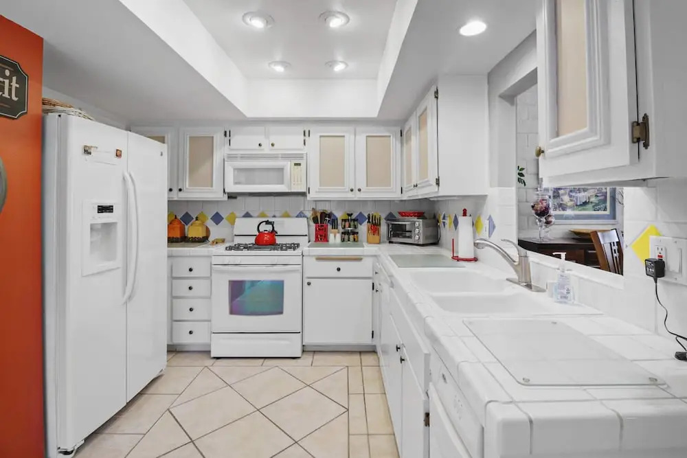 2BR 2BA Charming Cathedral City Condo With Territorial Views