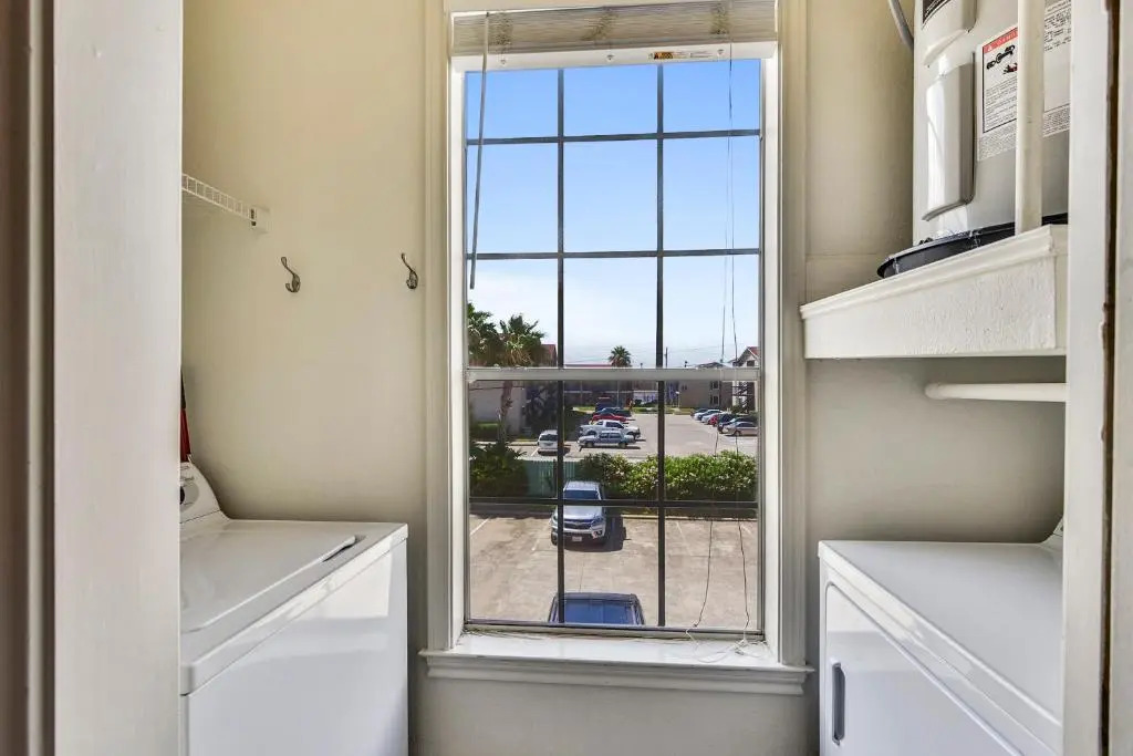 Sea n' Swim by Ryson Vacation Rentals
