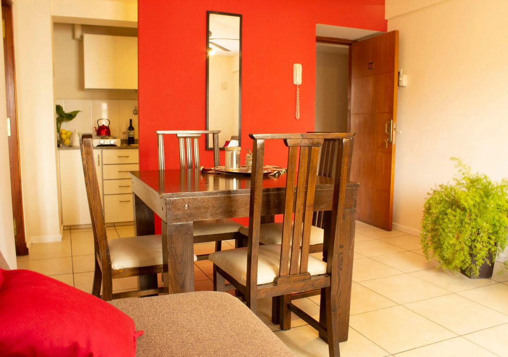 Uvas Apart Hotel