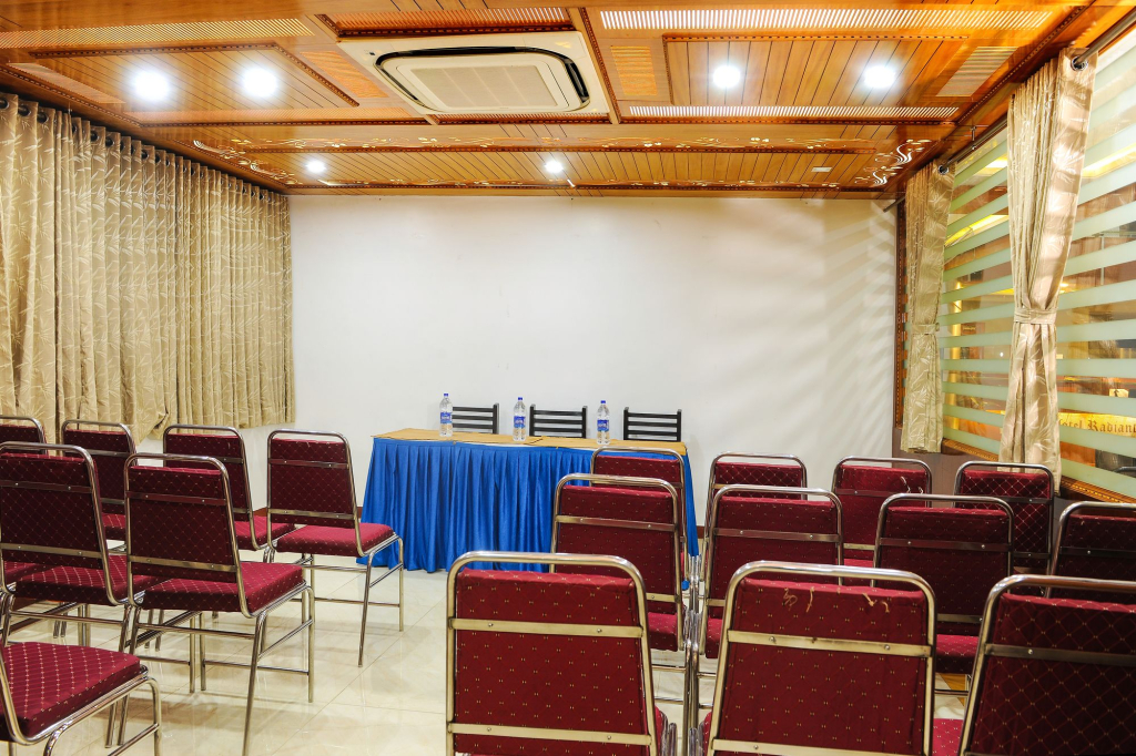 Hotel Radiant Kolhapur