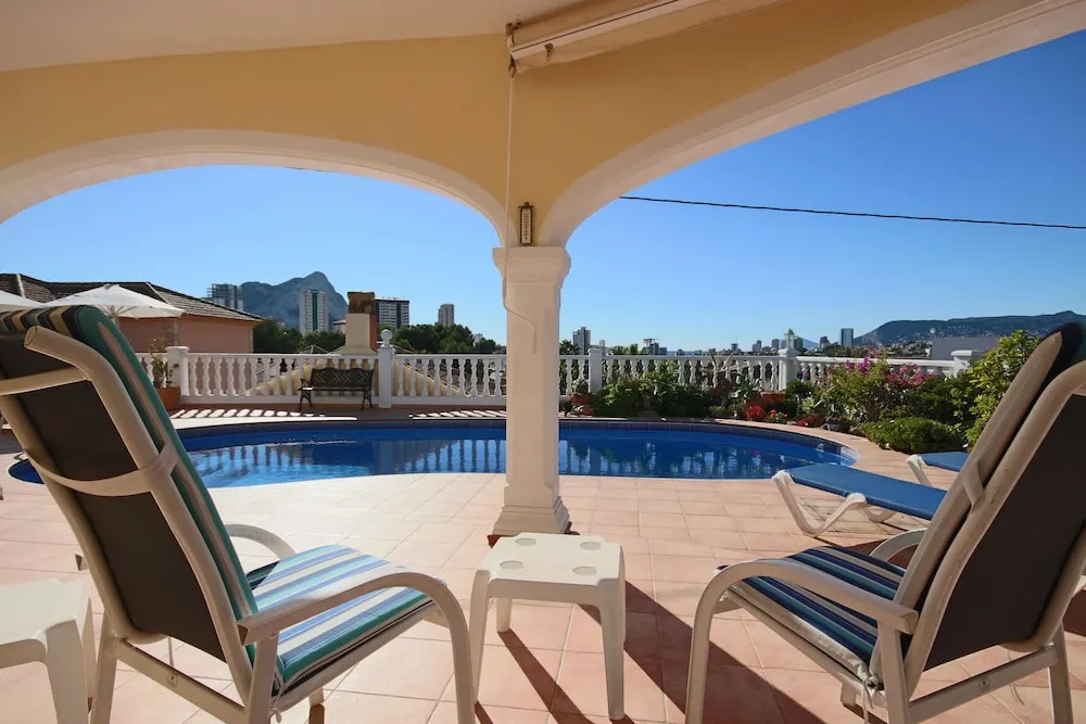 Sunny 3BR Villa w/ Endless Views & Heated Pool - Walk to Beach & Dining