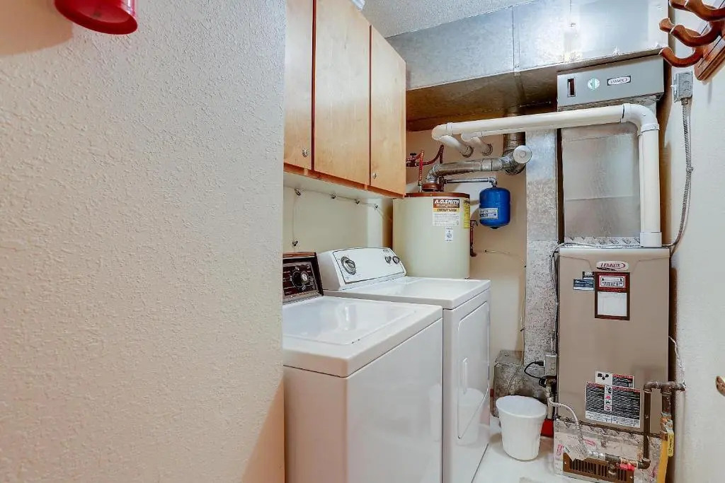 7 Cedar-Forest Views-3BR/2BA