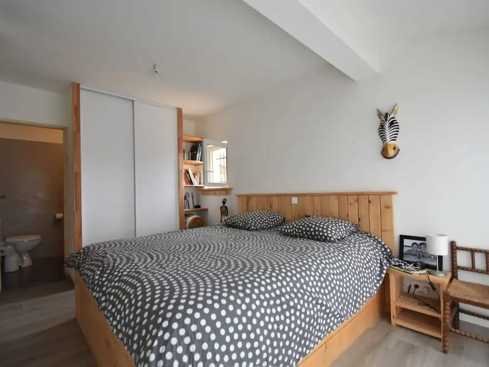 Quaint Villa in Saint-Andre-de-Roquepertuis with Pool
