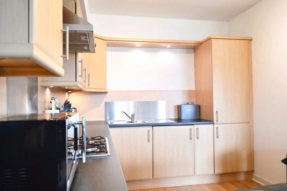 Beautiful Edinburgh Flat With 2 King Bedrooms