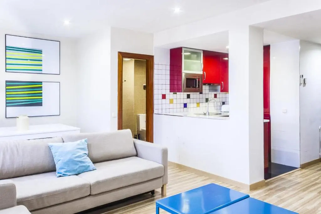 Mola Suites