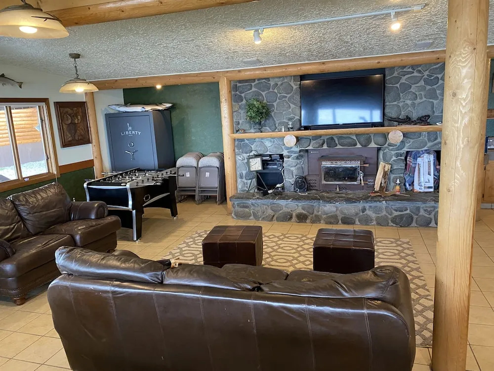 King Halibut Lodge